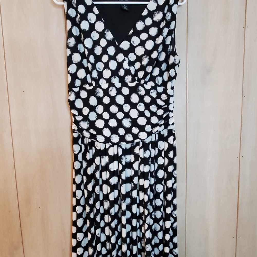White House Black Market Pull Over Dress Size 10